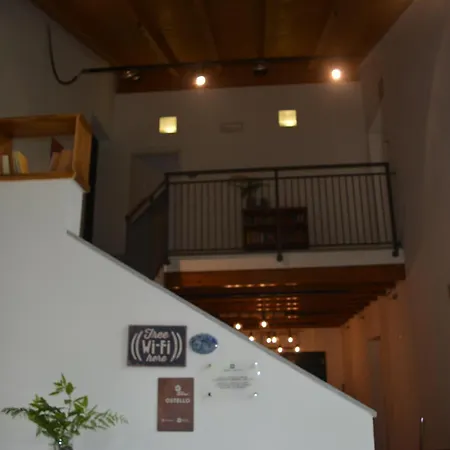 Casa Rossa Ostello Laveno-Mombello