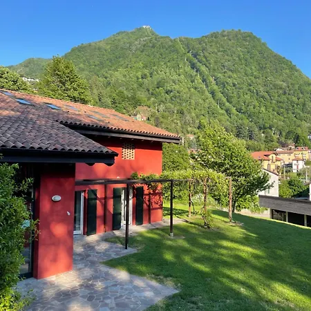 Casa Rossa Ostello
