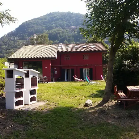 Casa Rossa Vandrerhjem Laveno-Mombello