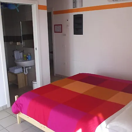 Casa Rossa Vandrerhjem *